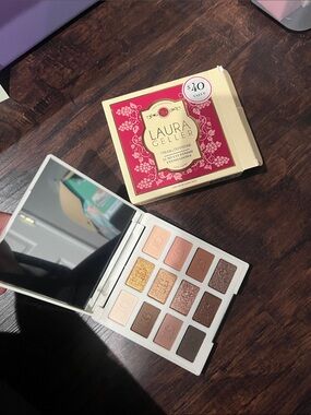 New Laura Geller Nude Attitude Eyeshadows